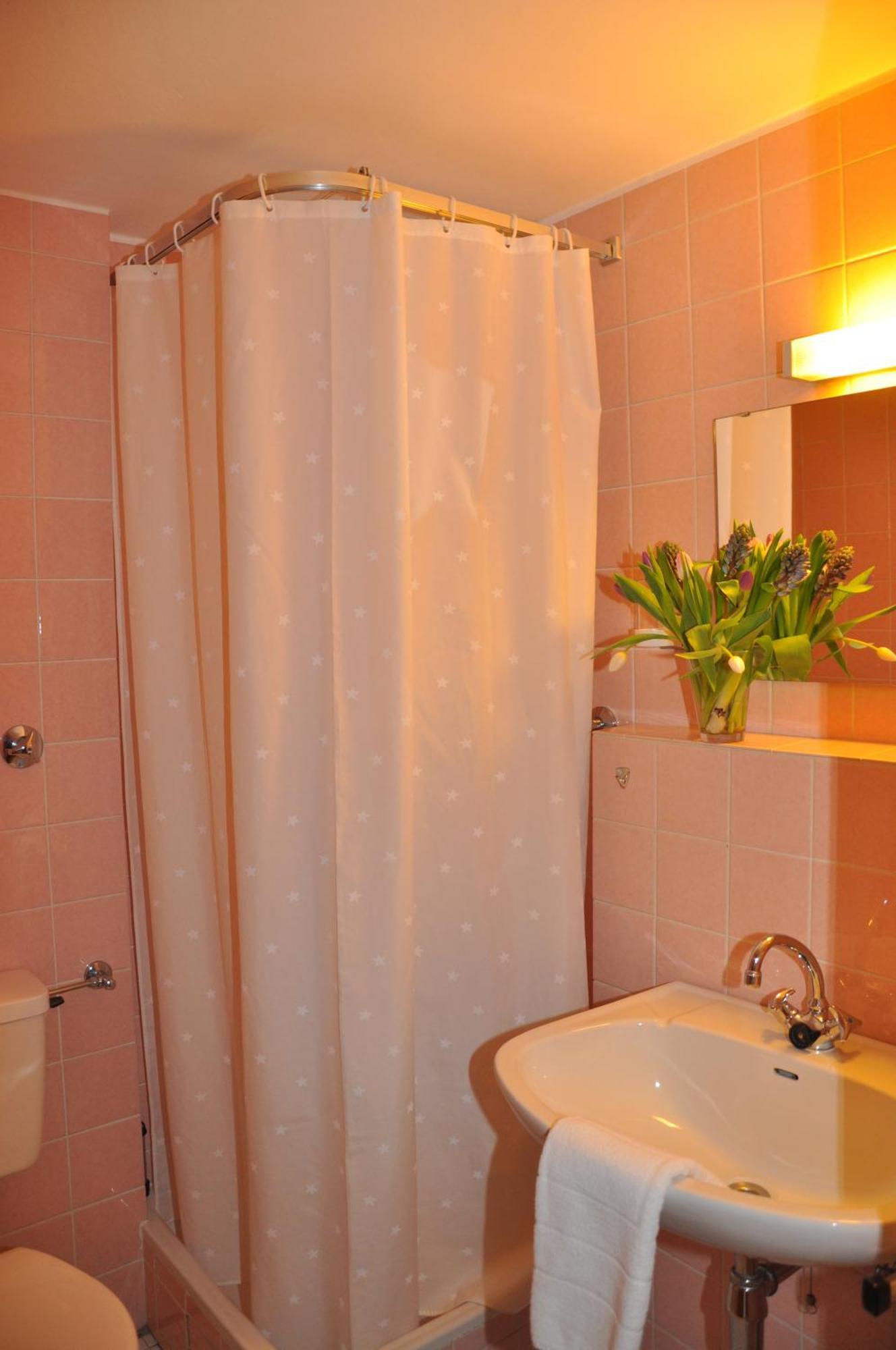 Hotel-Restaurant Sonnenhof Veitsrodt Room photo